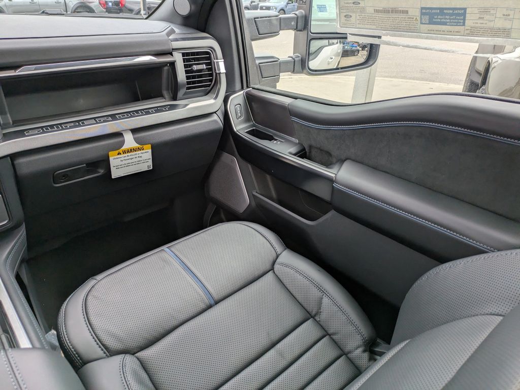 2026 Ford F-350 Platinum