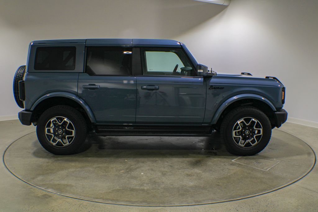 Used 2025 Gray Ford Outer Banks image 7