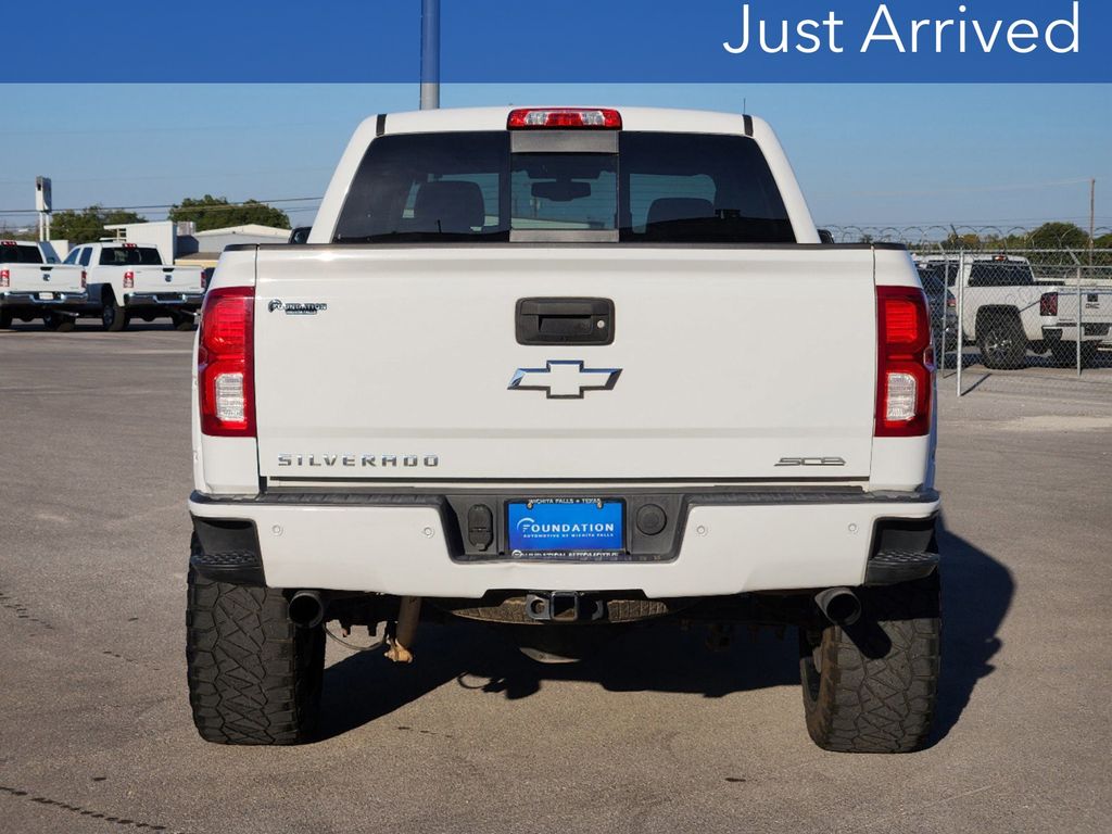 2018 Chevrolet Silverado 1500 LTZ 6