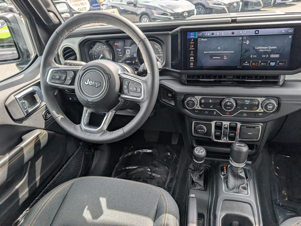 Used 2025 Jeep Wrangler SUV