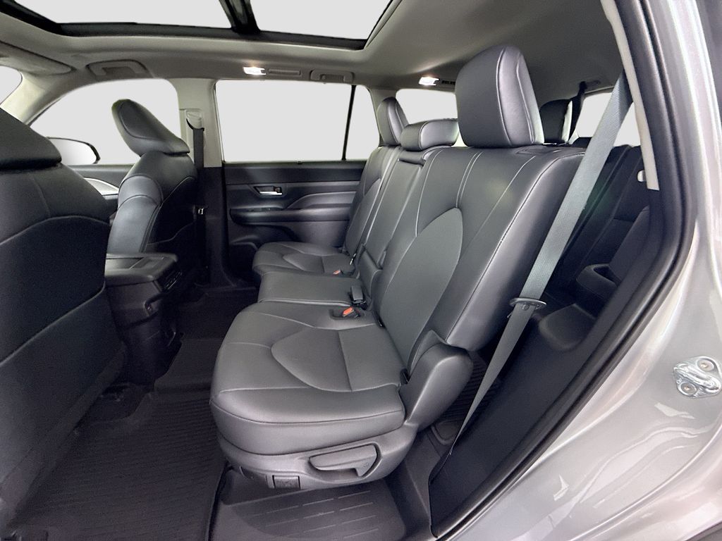 Used 2026 Silver Toyota XLE image 21