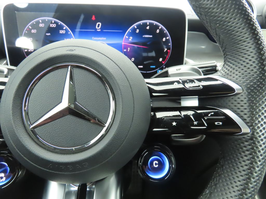 Thumbnail: 2025 Mercedes-Benz GLC - 12