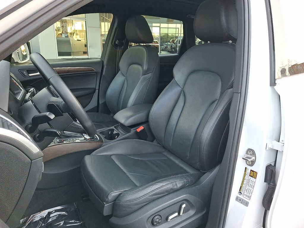 Thumbnail: 2015 Audi Q5 - 13