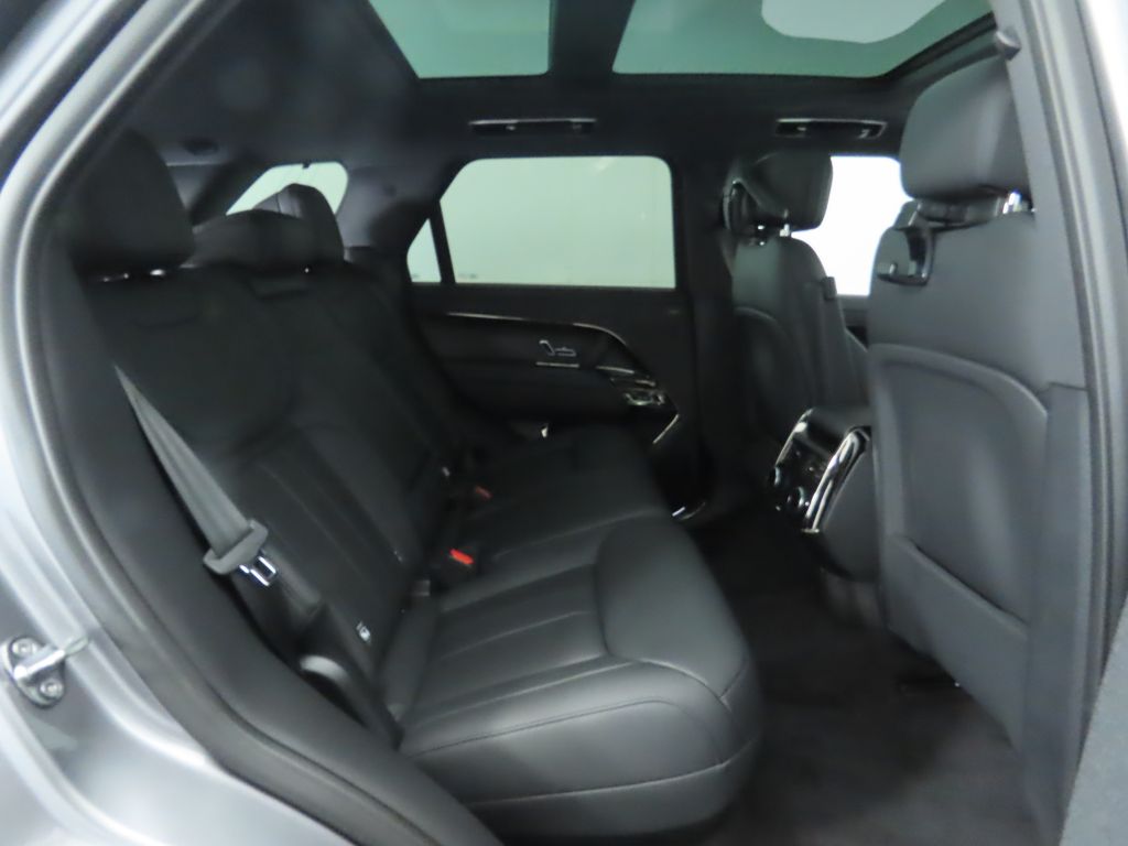 Thumbnail: 2025 Land Rover Range Rover Sport - 23