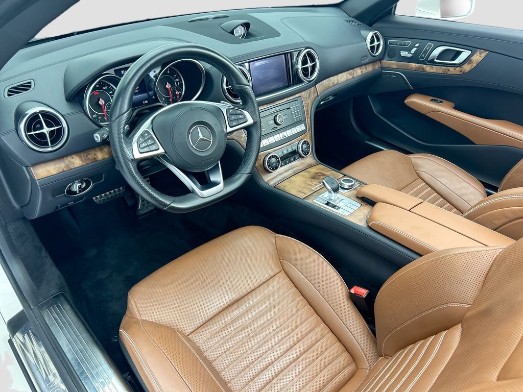 Thumbnail: 2017 Mercedes-Benz SL-Class - 9