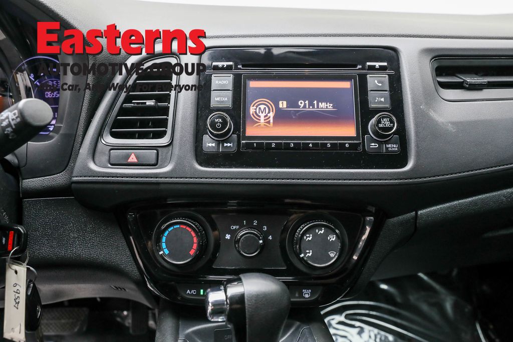 Used 2022 Gray Honda LX image 11