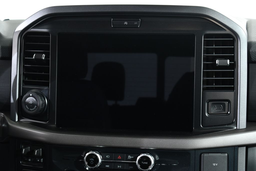 New 2026 Silver Ford XLT image 9