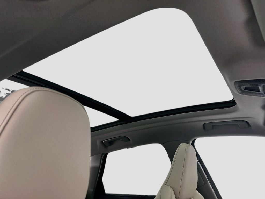 New 2026 White Audi Premium Plus image 17