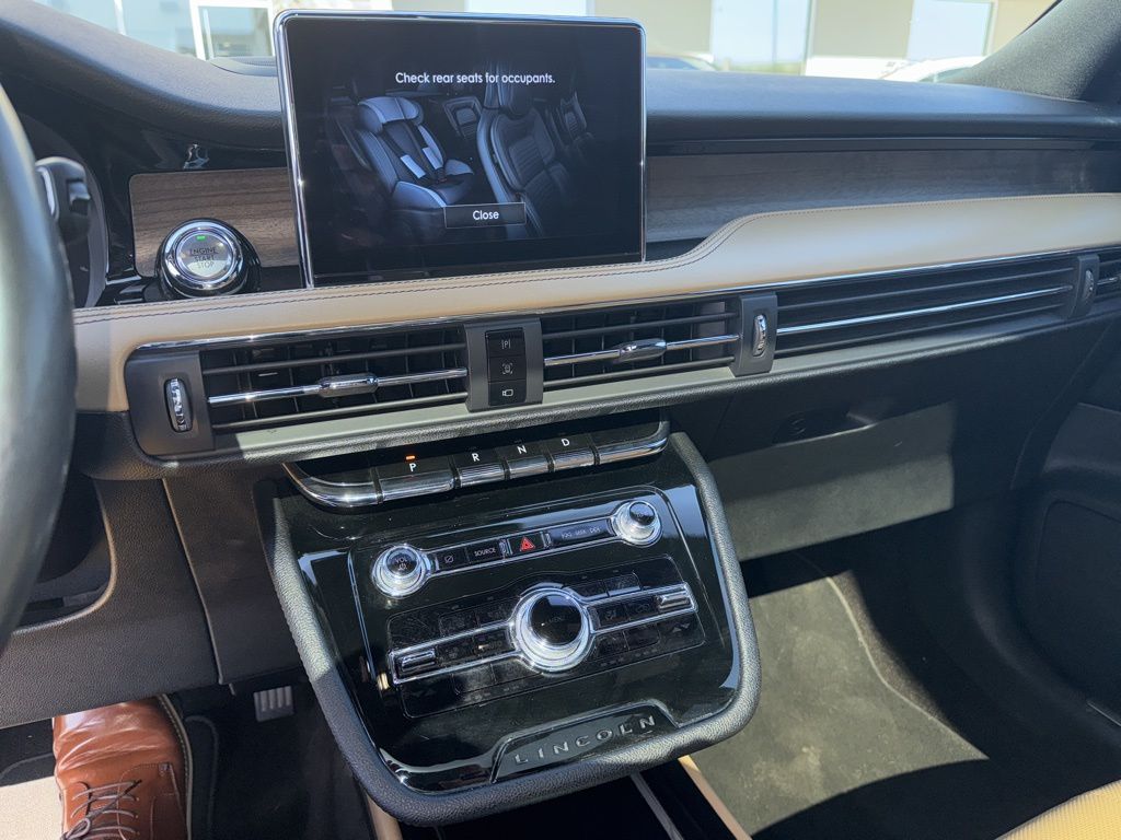 2021 Lincoln Corsair Grand Touring 10