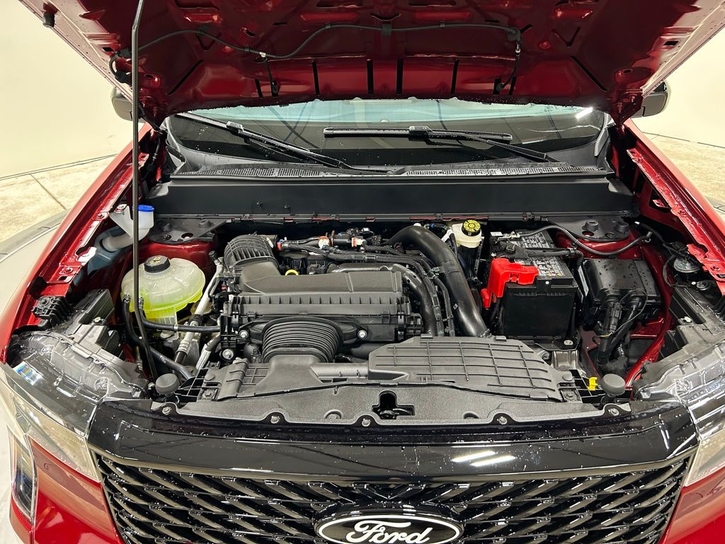 new 2025 Ford Maverick car, priced at $35,080