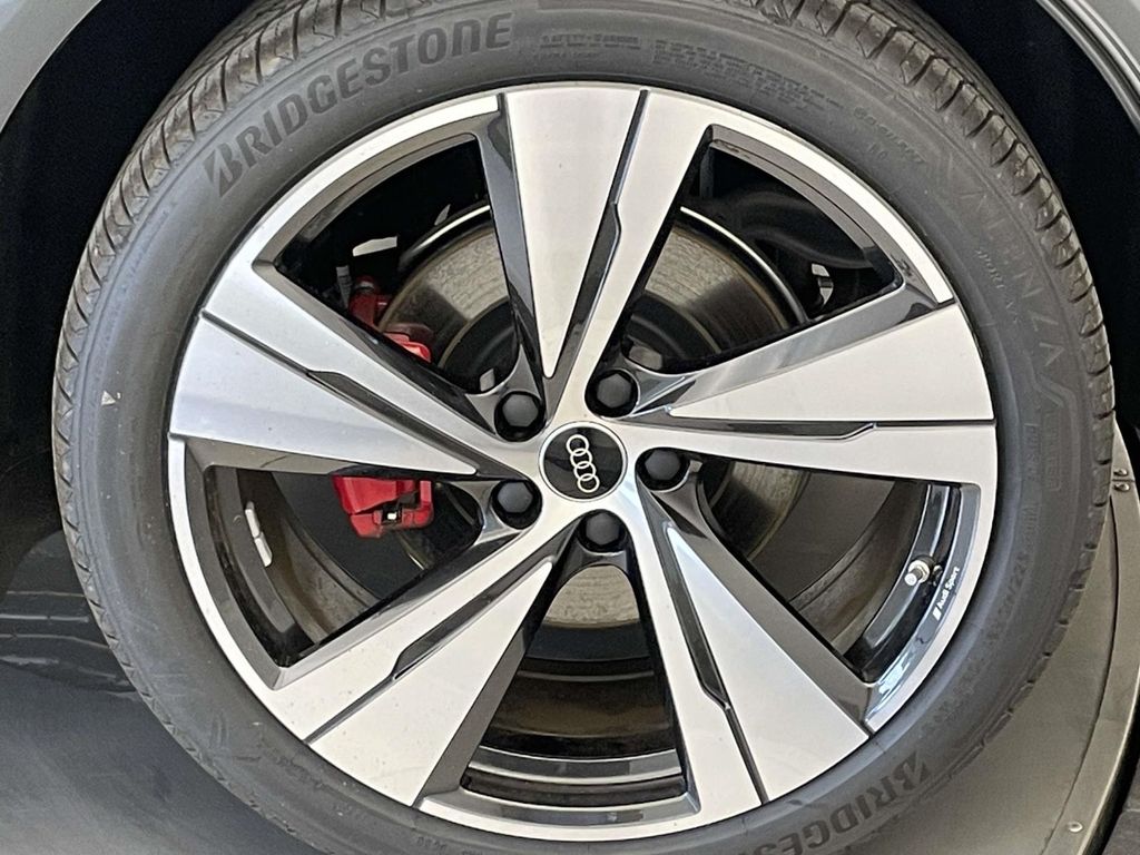 2026 Audi SQ5 Sportback Premium Plus - 11