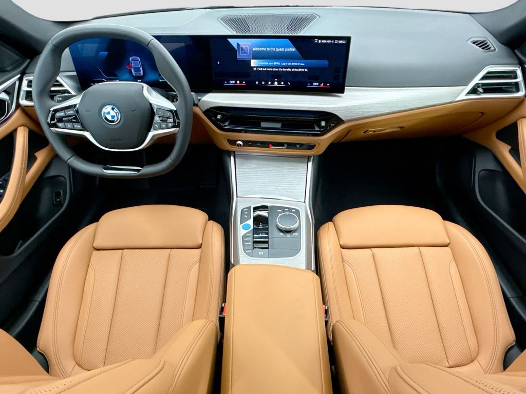 Thumbnail: 2025 BMW i4 - 13
