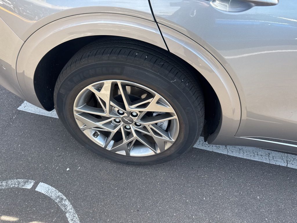 Thumbnail: 2023 Genesis GV70 - 7