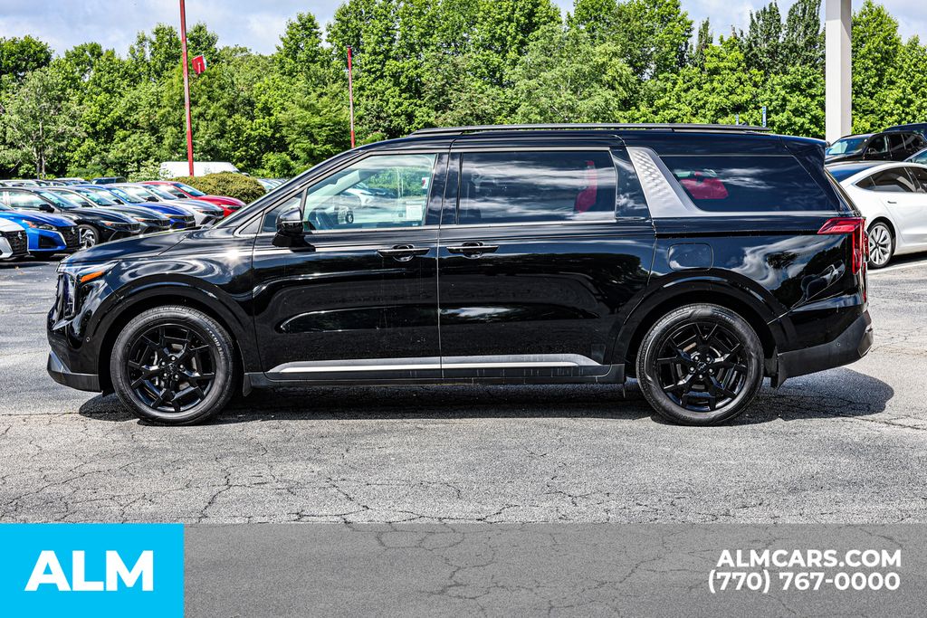 Used 2025 Black Kia SX image 9