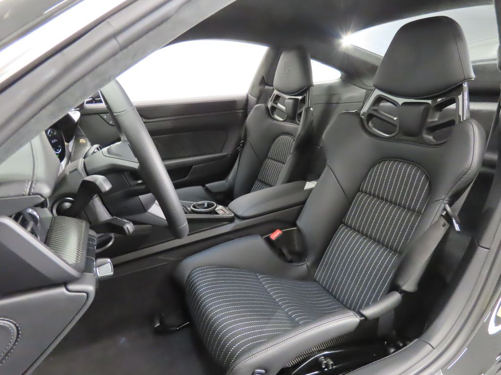 Thumbnail: 2024 Porsche 911 - 5