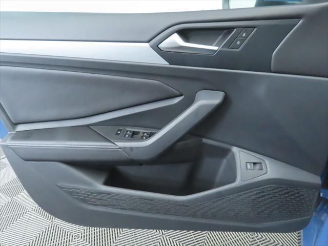 Thumbnail: 2026 Volkswagen Jetta - 24