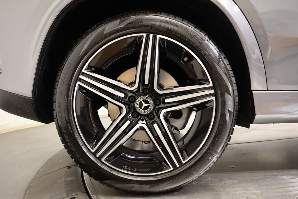 Thumbnail: 2026 Mercedes-Benz GLE - 13