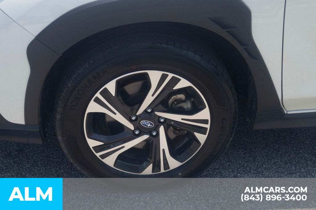 Used 2025 Crystal White Pearl Subaru Premium image 12
