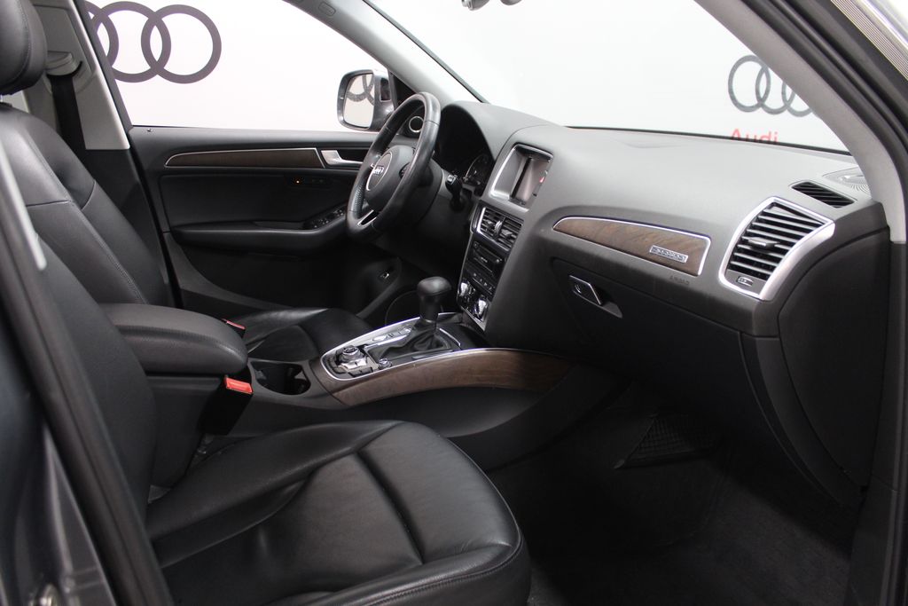 Thumbnail: 2015 Audi Q5 - 16