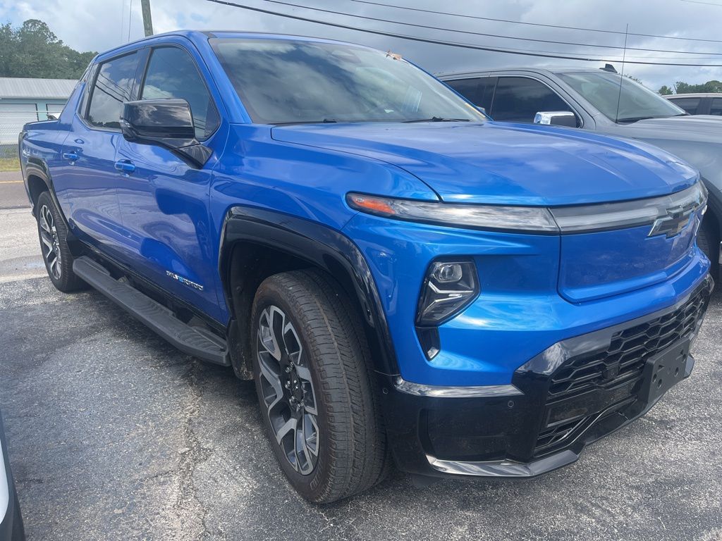 2025 Chevrolet Silverado EV RST Crew Cab (Max Range) e4WD
