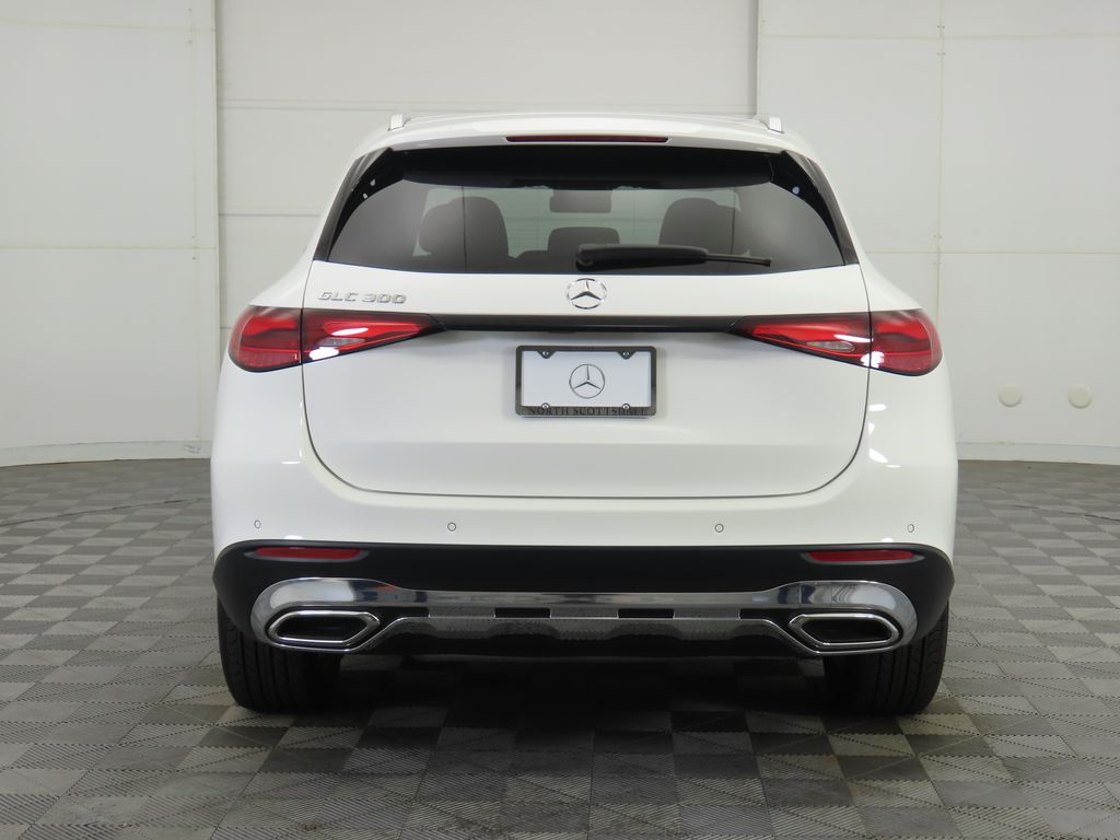 Thumbnail: 2025 Mercedes-Benz GLC - 6