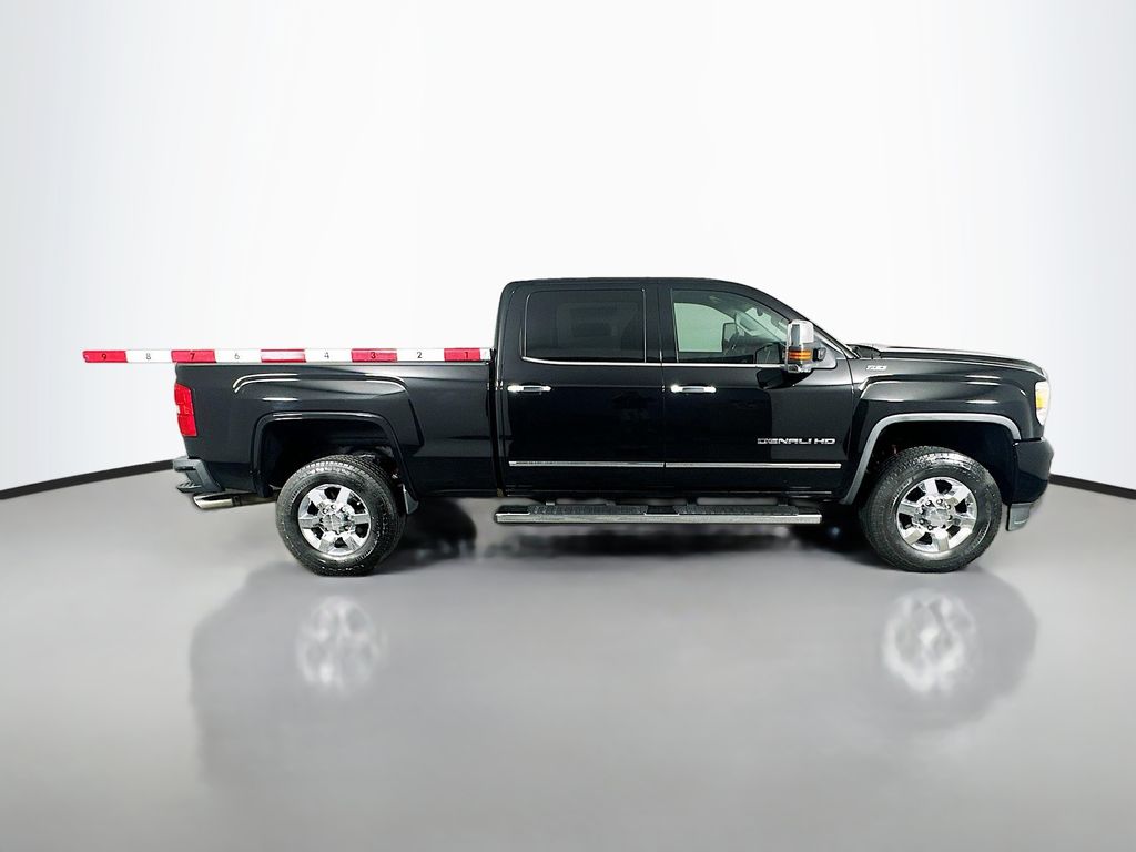 Used 2015 Black GMC Denali image 8