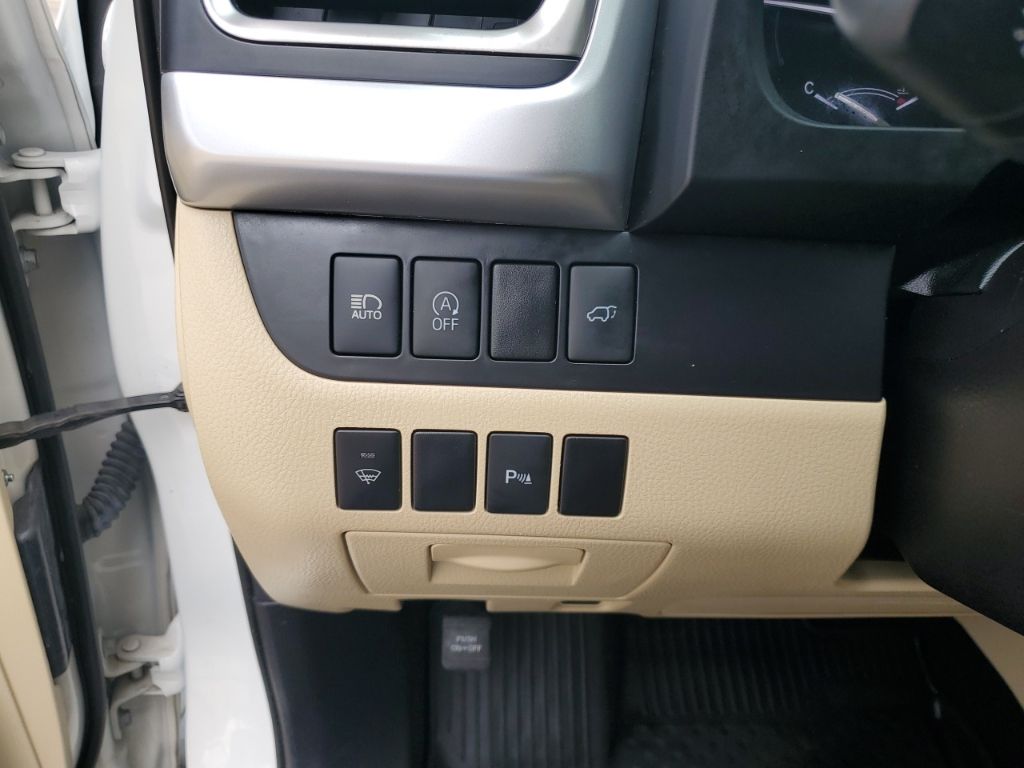 Used Car 2017 Toyota Highlander  Limited For Sale Under $25,000 In Austin, Texas