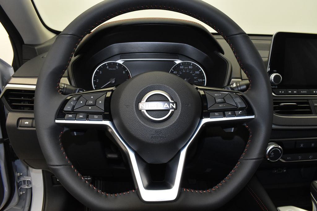 Thumbnail: 2025 Nissan Altima - 18