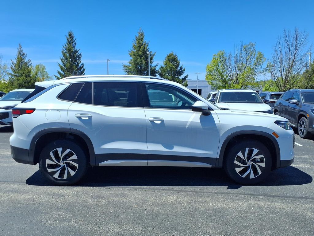 New 2026 Pure White Volkswagen 2.0T S image 3