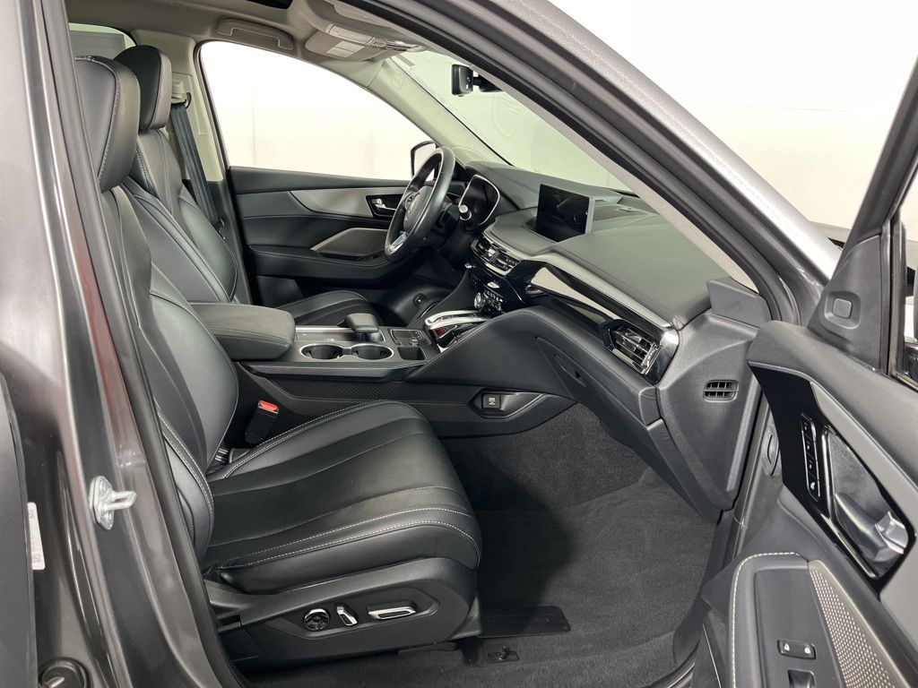 Thumbnail: 2023 Acura MDX - 5