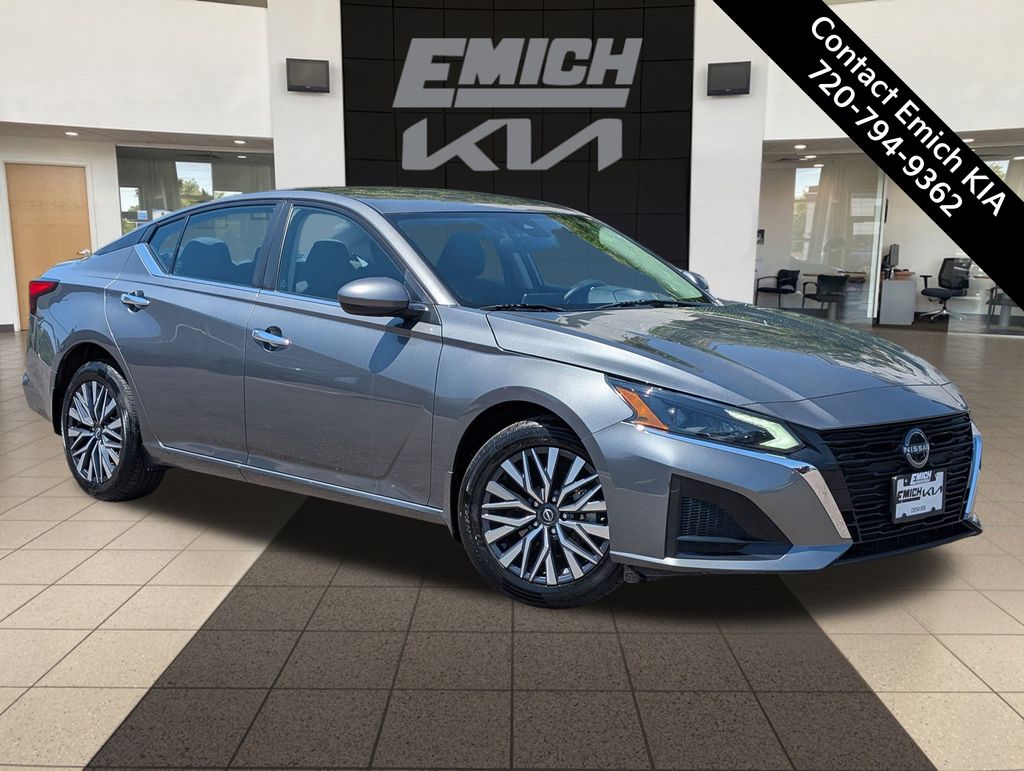 2023 Nissan Altima 2.5 SV