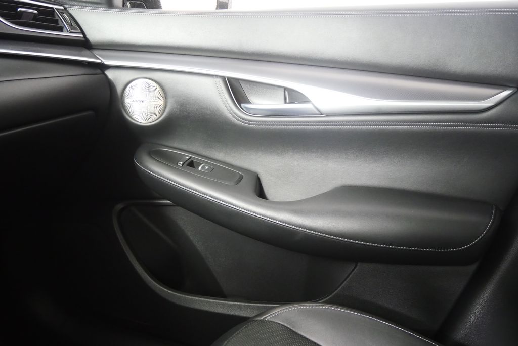 2022 INFINITI QX55 Essential 27
