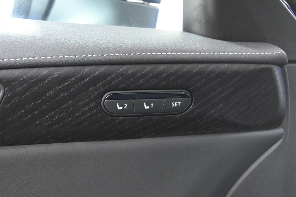 Thumbnail: 2026 INFINITI QX60 - 24