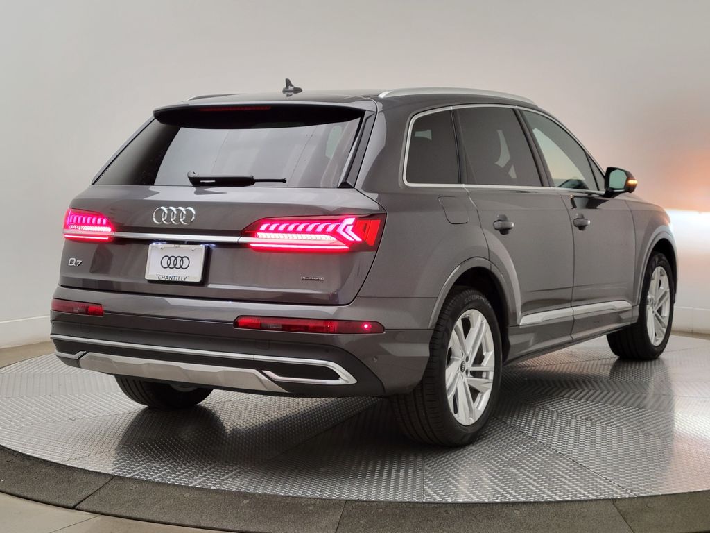 Thumbnail: 2023 Audi Q7 - 5