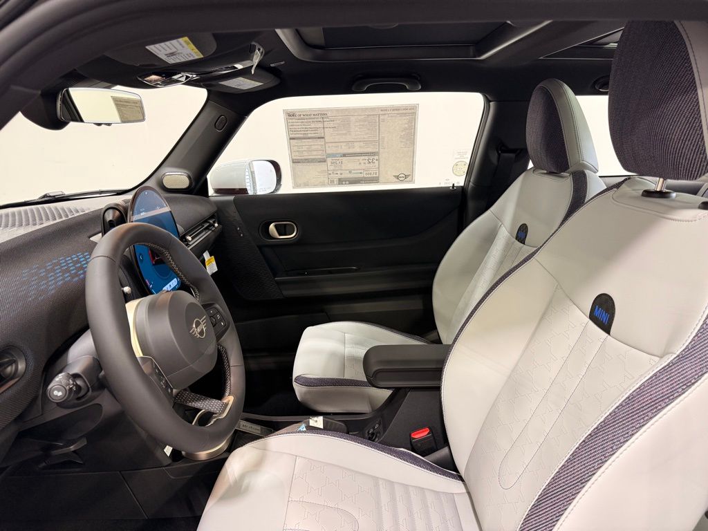 Thumbnail: 2026 MINI Cooper - 12