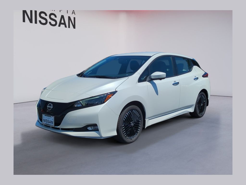 2024 Nissan LEAF SV Plus FWD