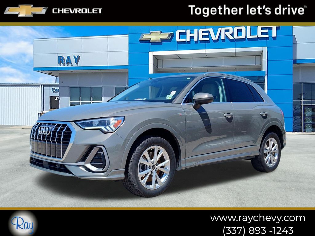2023 Audi Q3 quattro Premium S Line 45 TFSI