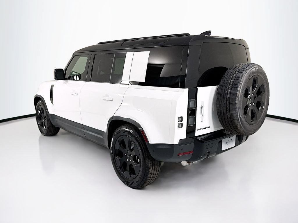Thumbnail: 2026 Land Rover Defender - 7