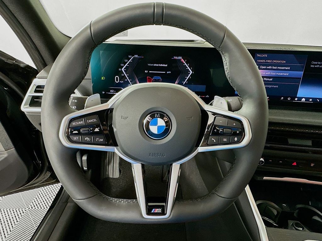 Thumbnail: 2026 BMW 3 Series - 10