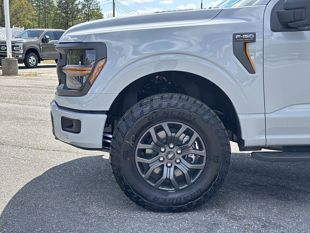 New 2026 Avalanche Ford Tremor® image 19