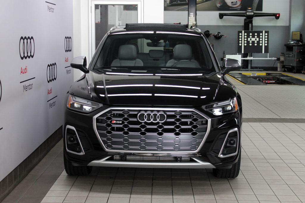 2022 Audi SQ5 Premium 9