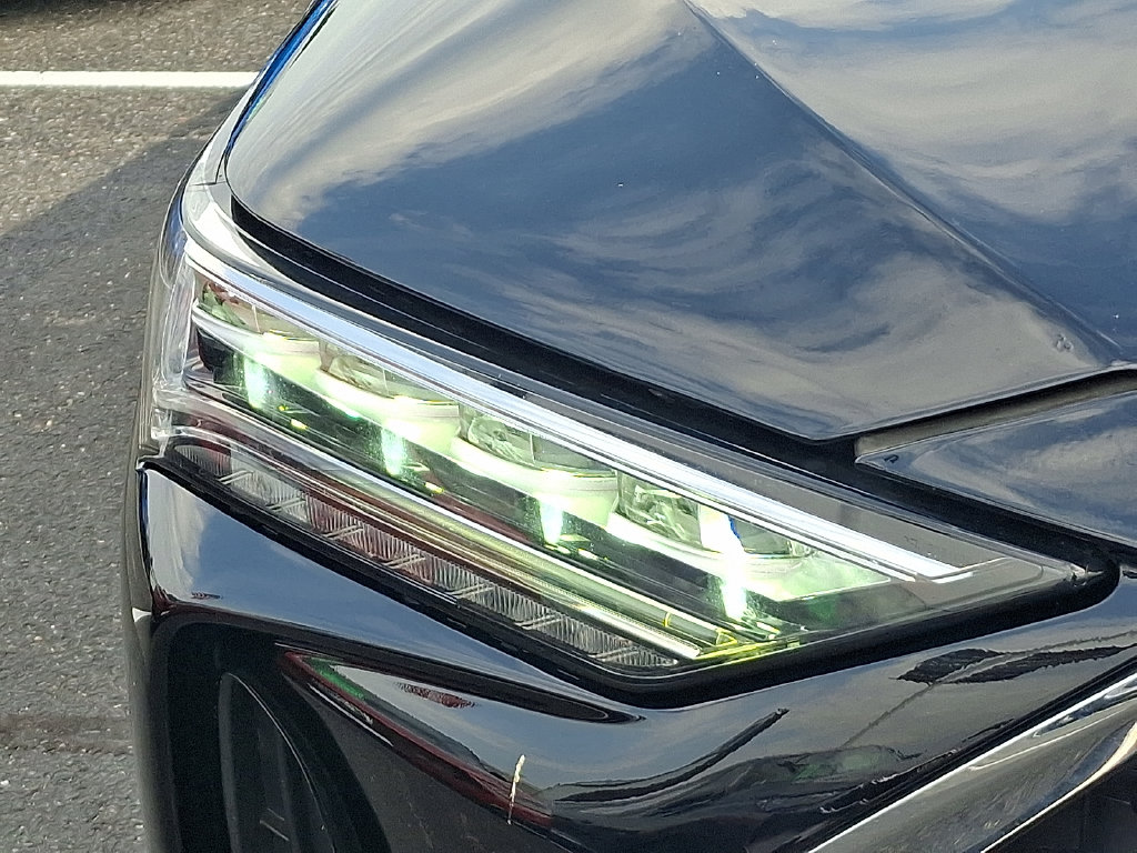 Thumbnail: 2023 Acura MDX - 9