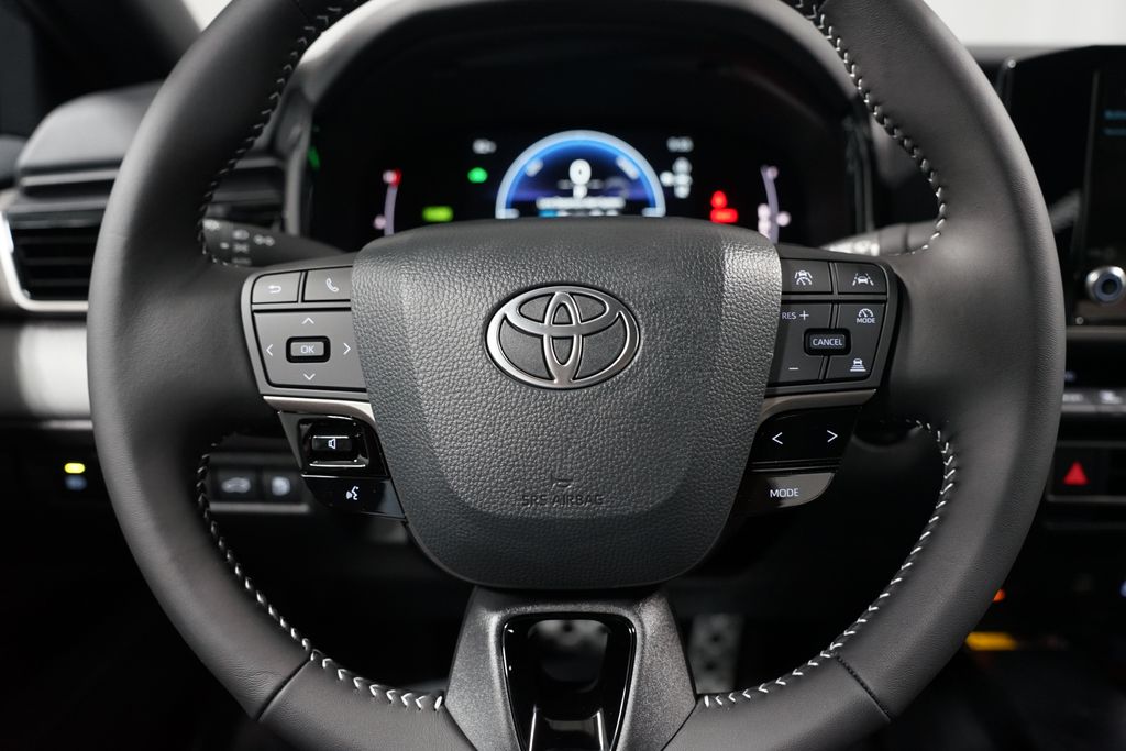 Thumbnail: 2026 Toyota Camry - 12