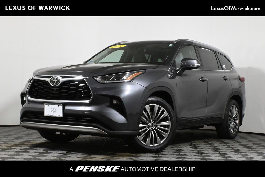 Thumbnail: 2021 Toyota Highlander - 1