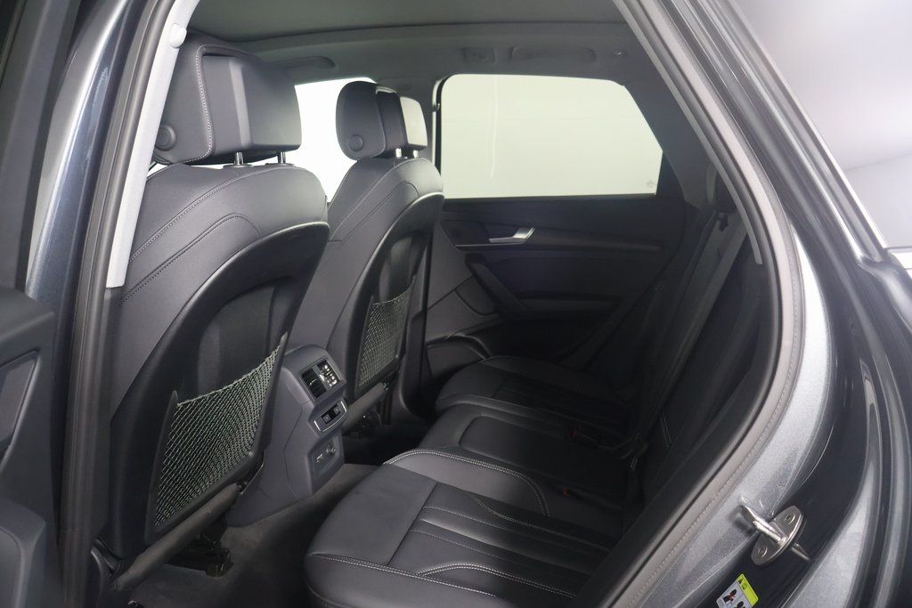 Thumbnail: 2024 Audi Q5 - 11