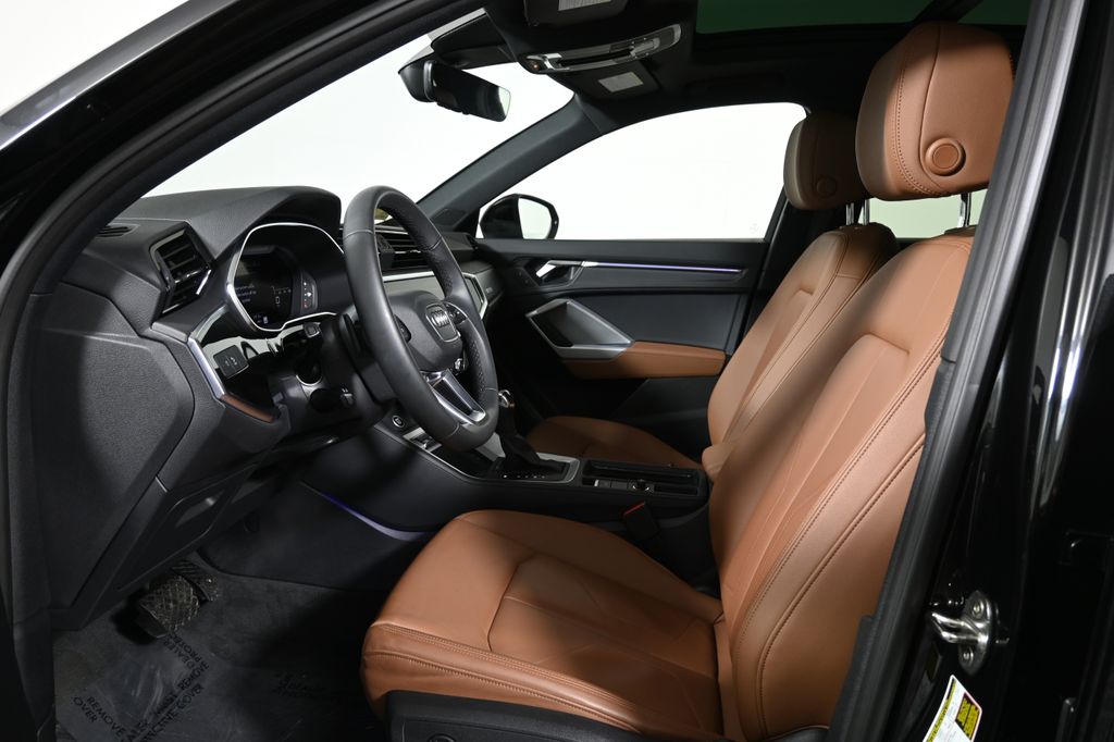 Thumbnail: 2025 Audi Q3 - 3