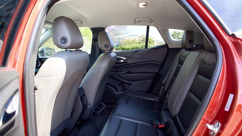 Used 2024 Chevrolet Trax ACTIV 4D Sport Utility