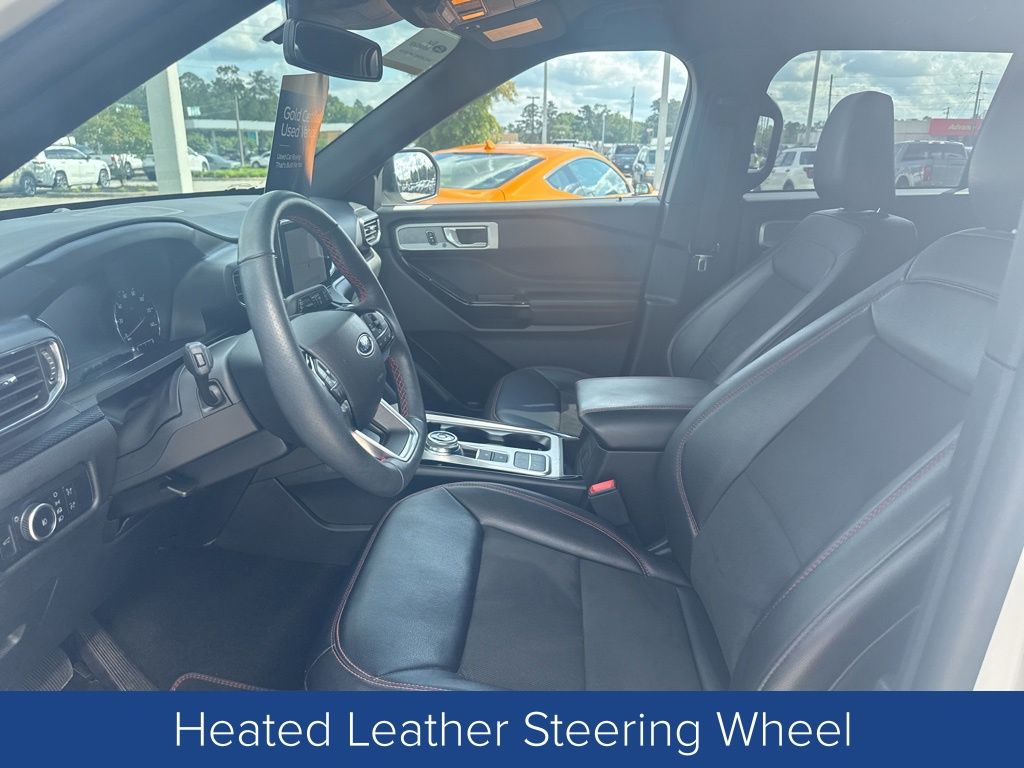 2024 Ford Explorer ST-Line