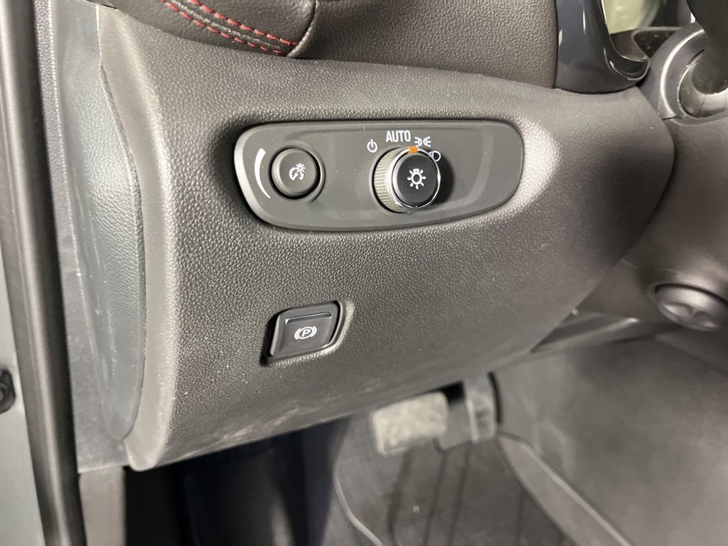 Thumbnail: 2025 Chevrolet Blazer - 29