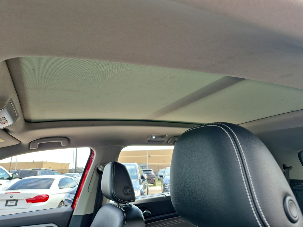 2022 Volkswagen Atlas 3.6L V6 SE w/Technology Red at DeMontrond Auto Country